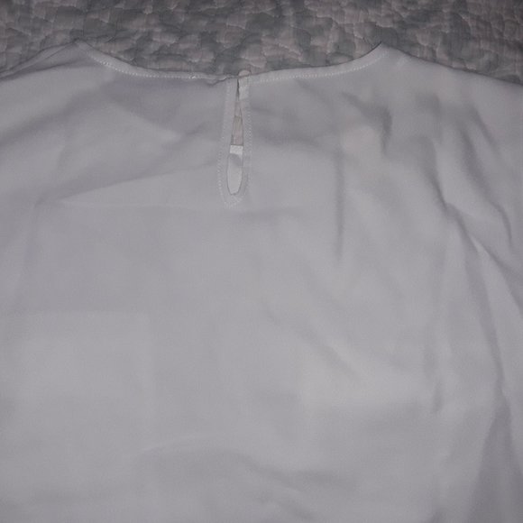 Ladies MNG Suit Cpllectiom Long Sleeve Top. Sm - Picture 4 of 4